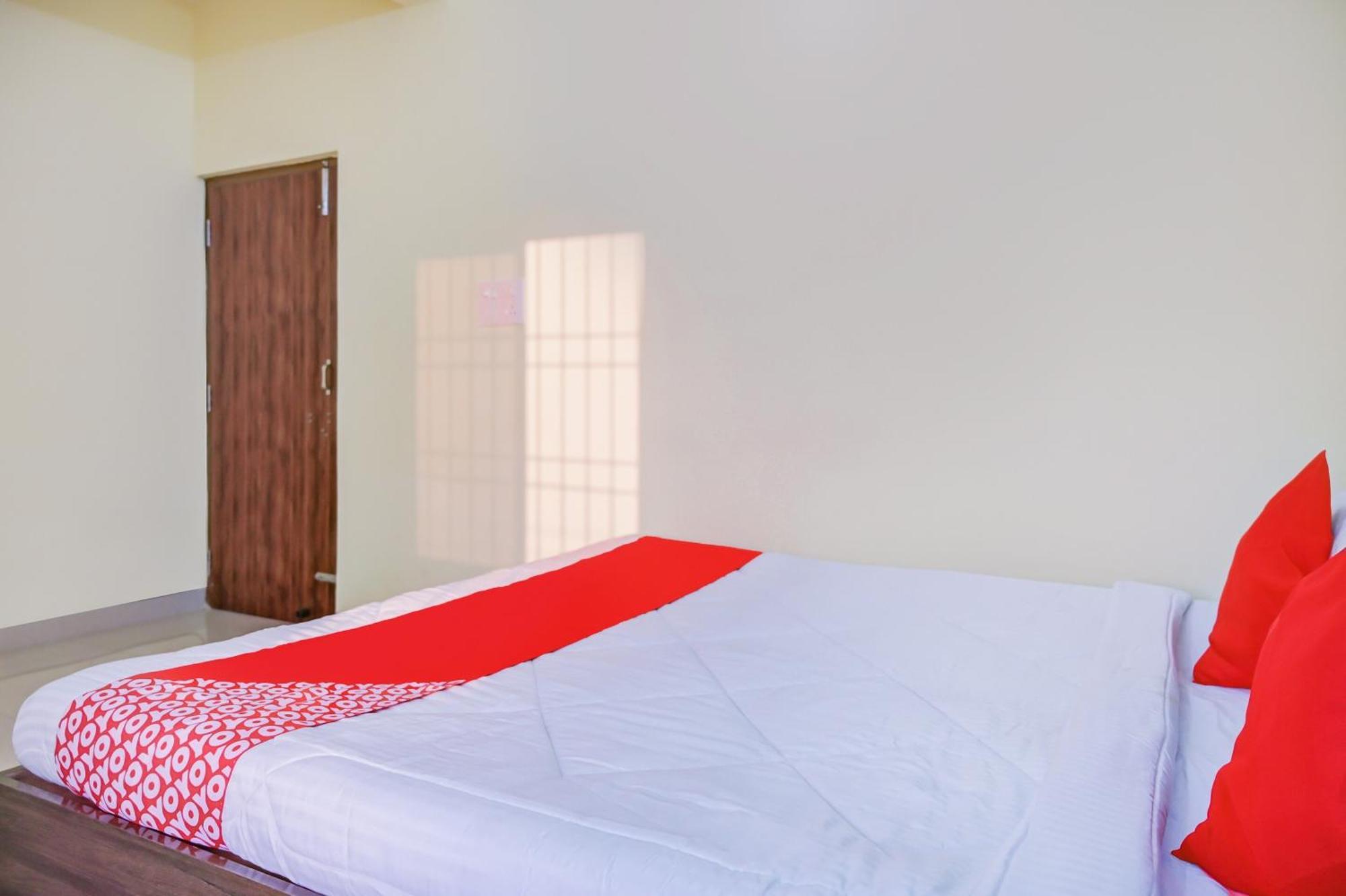 Hotel O Sarala Residency Barang Exterior photo